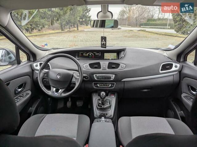 Сірий Рено Сценік, об'ємом двигуна 1.46 л та пробігом 237 тис. км за 8950 $, фото 30 на Automoto.ua
