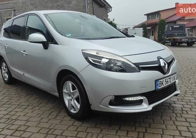 Серый Рено Сценик, объемом двигателя 1.46 л и пробегом 220 тыс. км за 8999 $, фото 6 на Automoto.ua