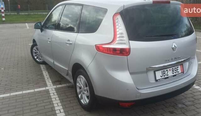 Рено Сценік 2014 у Дубно на Automoto.ua Сірий Рено Сценік, об'ємом двигуна 1.6 л та пробігом 264 тис. км за 8950 $, фото 6 на Automoto.ua
