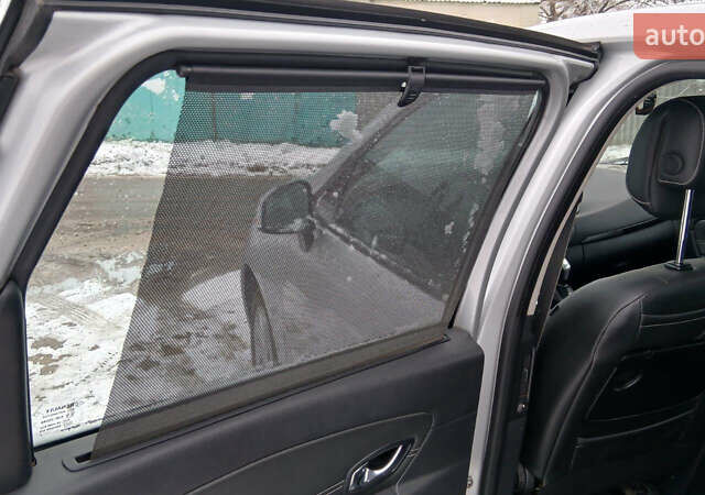 Сірий Рено Сценік, об'ємом двигуна 2 л та пробігом 248 тис. км за 8900 $, фото 15 на Automoto.ua