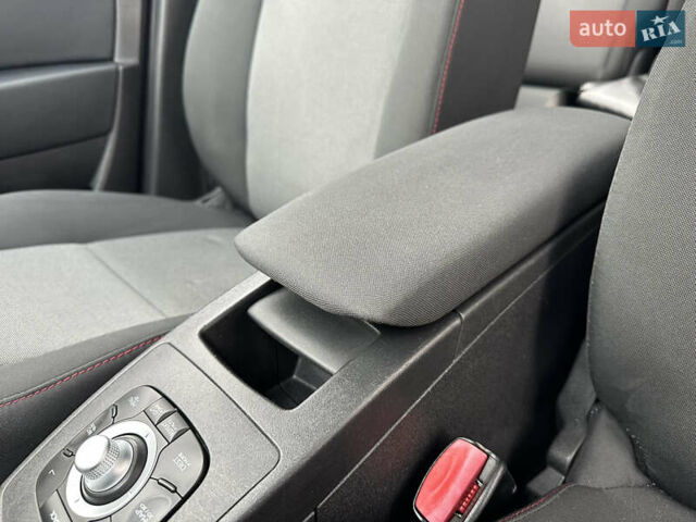 Сірий Рено Сценік, об'ємом двигуна 1.5 л та пробігом 181 тис. км за 9800 $, фото 41 на Automoto.ua