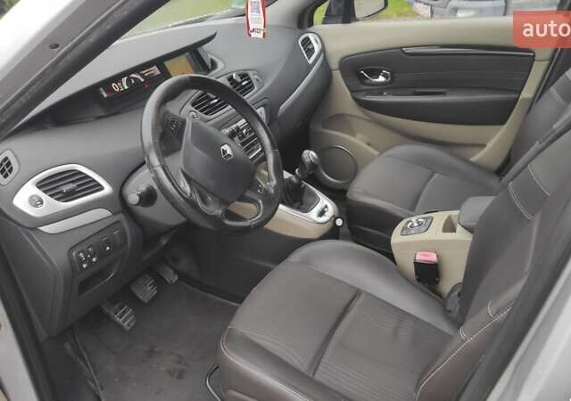 Серый Рено Сценик, объемом двигателя 1.46 л и пробегом 220 тыс. км за 8999 $, фото 9 на Automoto.ua