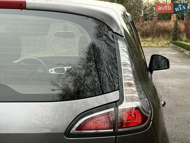 Серый Рено Сценик, объемом двигателя 1.5 л и пробегом 217 тыс. км за 7450 $, фото 13 на Automoto.ua