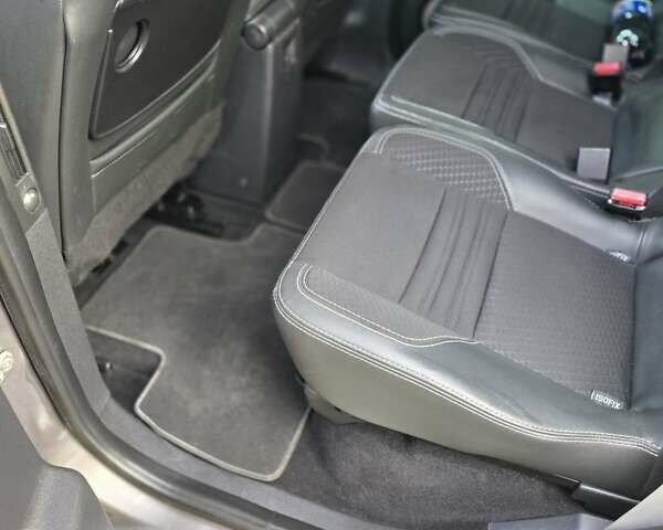 Серый Рено Сценик, объемом двигателя 1.5 л и пробегом 272 тыс. км за 9355 $, фото 5 на Automoto.ua