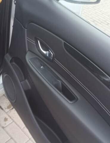 Рено Сценік 2014 у Дубно на Automoto.ua Сірий Рено Сценік, об'ємом двигуна 1.6 л та пробігом 264 тис. км за 8950 $, фото 19 на Automoto.ua