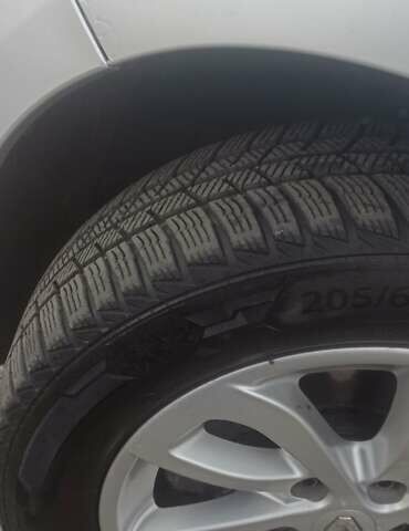 Рено Сценік 2014 у Дубно на Automoto.ua Сірий Рено Сценік, об'ємом двигуна 1.6 л та пробігом 264 тис. км за 8950 $, фото 12 на Automoto.ua