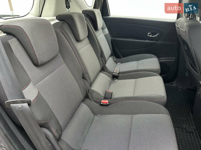 Сірий Рено Сценік, об'ємом двигуна 1.5 л та пробігом 181 тис. км за 9800 $, фото 57 на Automoto.ua