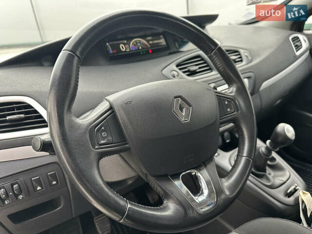 Сірий Рено Сценік, об'ємом двигуна 1.5 л та пробігом 181 тис. км за 9800 $, фото 43 на Automoto.ua