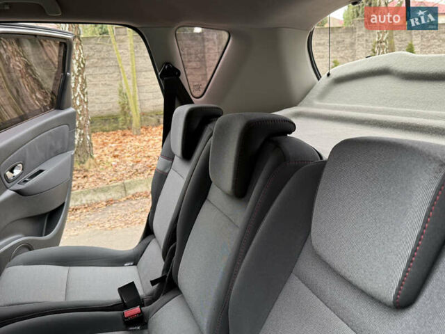Серый Рено Сценик, объемом двигателя 1.5 л и пробегом 217 тыс. км за 7450 $, фото 39 на Automoto.ua