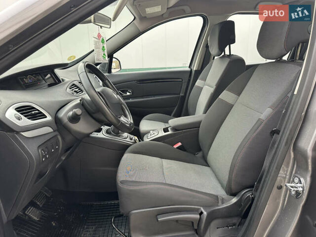 Сірий Рено Сценік, об'ємом двигуна 1.5 л та пробігом 181 тис. км за 9800 $, фото 32 на Automoto.ua