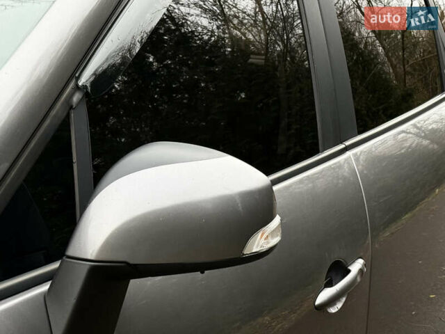Серый Рено Сценик, объемом двигателя 1.5 л и пробегом 217 тыс. км за 7450 $, фото 7 на Automoto.ua