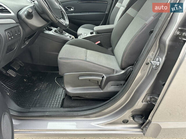 Сірий Рено Сценік, об'ємом двигуна 1.5 л та пробігом 181 тис. км за 9800 $, фото 33 на Automoto.ua