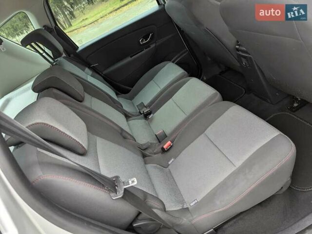Сірий Рено Сценік, об'ємом двигуна 1.46 л та пробігом 237 тис. км за 8950 $, фото 29 на Automoto.ua