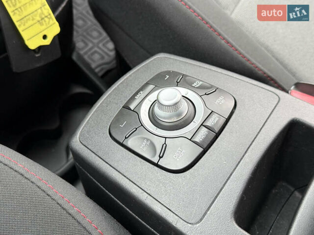 Серый Рено Сценик, объемом двигателя 1.5 л и пробегом 217 тыс. км за 7450 $, фото 27 на Automoto.ua