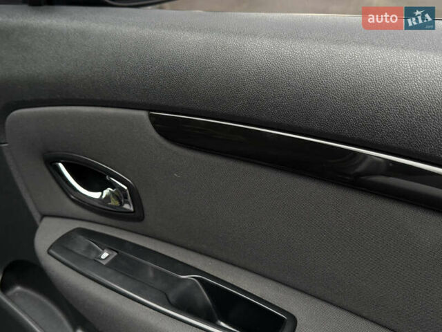 Серый Рено Сценик, объемом двигателя 1.5 л и пробегом 217 тыс. км за 7450 $, фото 29 на Automoto.ua