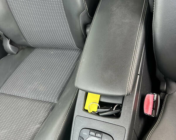 Сірий Рено Сценік, об'ємом двигуна 1.5 л та пробігом 150 тис. км за 10350 $, фото 24 на Automoto.ua