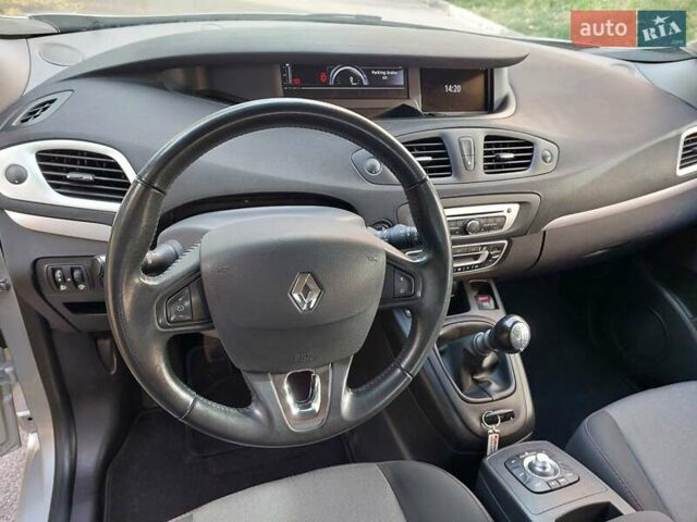 Сірий Рено Сценік, об'ємом двигуна 1.46 л та пробігом 221 тис. км за 9100 $, фото 17 на Automoto.ua