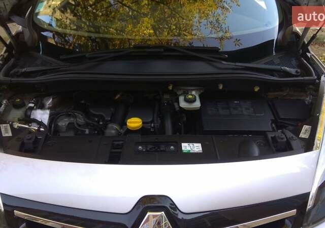 Сірий Рено Сценік, об'ємом двигуна 1.46 л та пробігом 237 тис. км за 9300 $, фото 10 на Automoto.ua