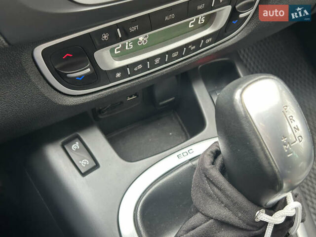 Серый Рено Сценик, объемом двигателя 1.46 л и пробегом 213 тыс. км за 9299 $, фото 42 на Automoto.ua