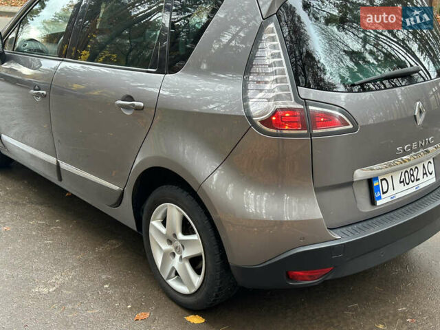 Серый Рено Сценик, объемом двигателя 1.46 л и пробегом 213 тыс. км за 9299 $, фото 5 на Automoto.ua
