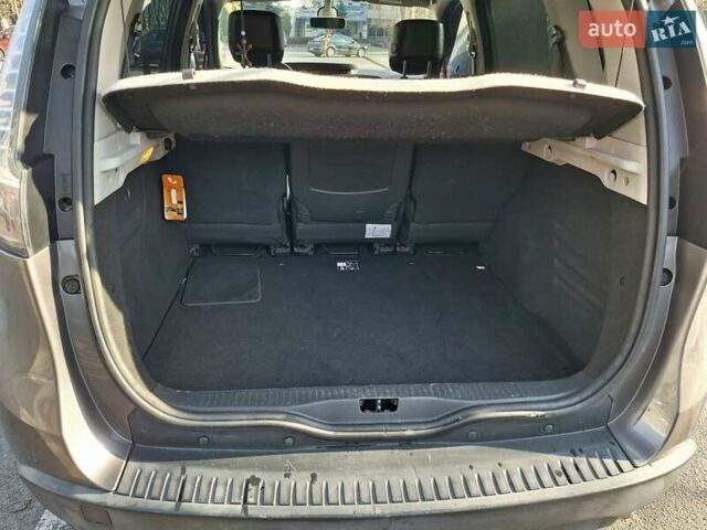 Серый Рено Сценик, объемом двигателя 1.46 л и пробегом 232 тыс. км за 9500 $, фото 9 на Automoto.ua