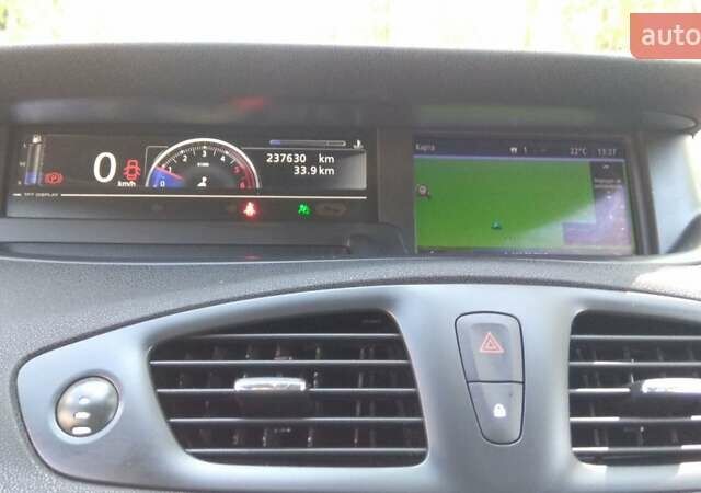 Сірий Рено Сценік, об'ємом двигуна 1.46 л та пробігом 237 тис. км за 9300 $, фото 11 на Automoto.ua