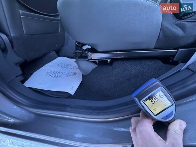Сірий Рено Сценік, об'ємом двигуна 1.6 л та пробігом 230 тис. км за 11050 $, фото 91 на Automoto.ua