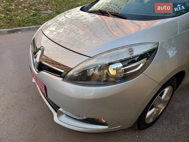 Сірий Рено Сценік, об'ємом двигуна 1.46 л та пробігом 221 тис. км за 9100 $, фото 9 на Automoto.ua