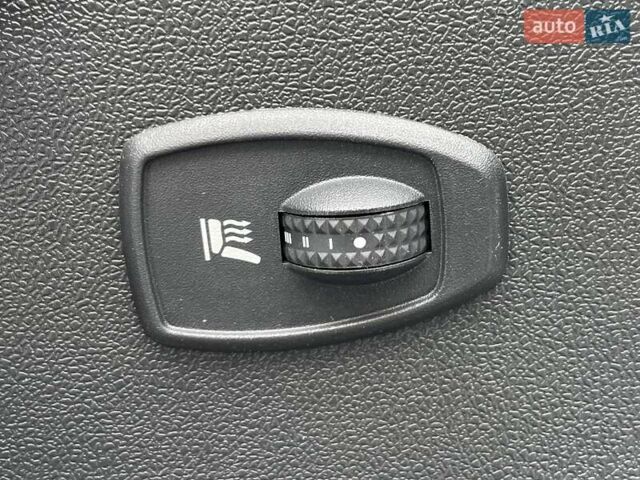 Сірий Рено Сценік, об'ємом двигуна 1.6 л та пробігом 230 тис. км за 11050 $, фото 48 на Automoto.ua