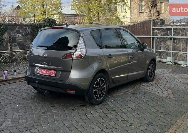 Сірий Рено Сценік, об'ємом двигуна 1.5 л та пробігом 150 тис. км за 10350 $, фото 4 на Automoto.ua