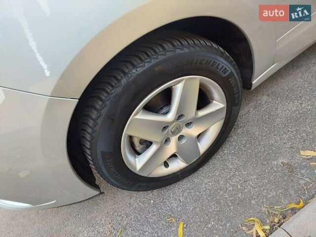 Сірий Рено Сценік, об'ємом двигуна 1.46 л та пробігом 221 тис. км за 9100 $, фото 10 на Automoto.ua
