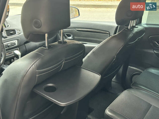 Серый Рено Сценик, объемом двигателя 1.46 л и пробегом 213 тыс. км за 9299 $, фото 28 на Automoto.ua