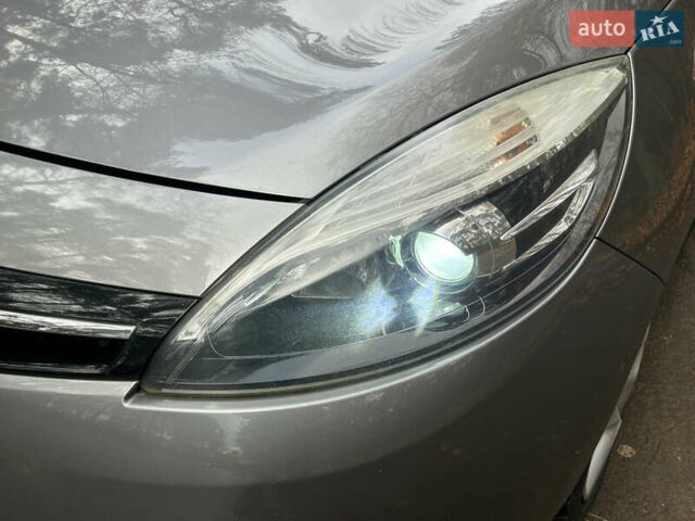 Серый Рено Сценик, объемом двигателя 1.46 л и пробегом 213 тыс. км за 9299 $, фото 17 на Automoto.ua