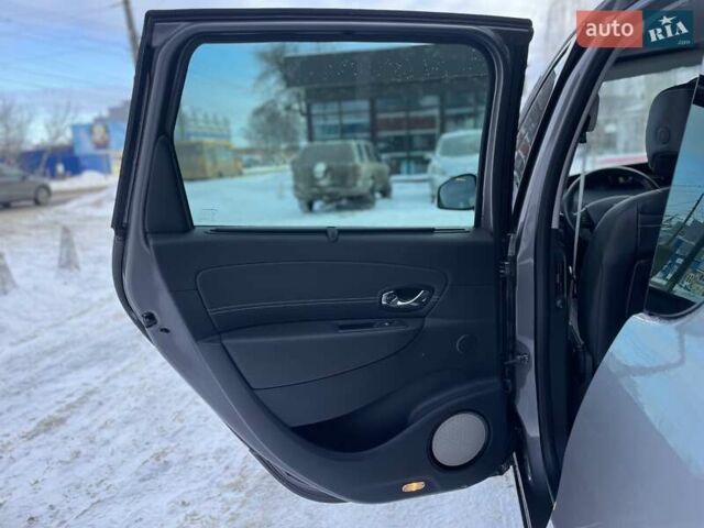 Сірий Рено Сценік, об'ємом двигуна 1.6 л та пробігом 230 тис. км за 11050 $, фото 26 на Automoto.ua