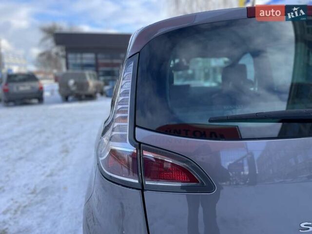 Сірий Рено Сценік, об'ємом двигуна 1.6 л та пробігом 230 тис. км за 11050 $, фото 77 на Automoto.ua