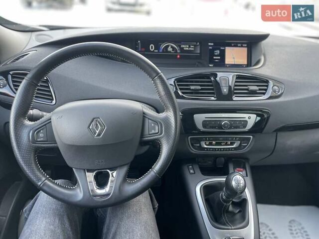 Сірий Рено Сценік, об'ємом двигуна 1.6 л та пробігом 230 тис. км за 11050 $, фото 54 на Automoto.ua