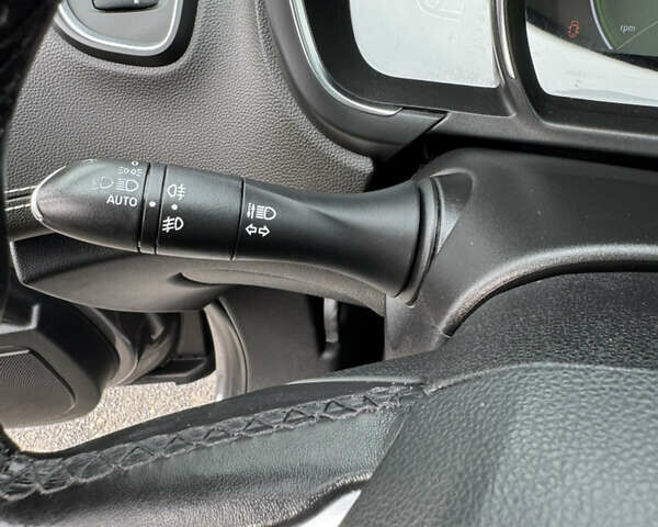 Сірий Рено Сценік, об'ємом двигуна 1.6 л та пробігом 156 тис. км за 14400 $, фото 42 на Automoto.ua