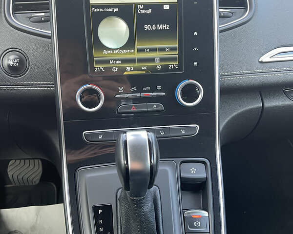 Серый Рено Сценик, объемом двигателя 1.6 л и пробегом 214 тыс. км за 14900 $, фото 27 на Automoto.ua