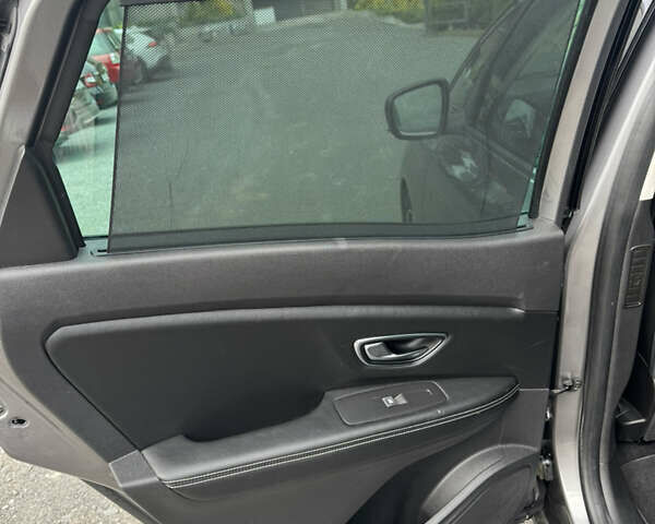 Серый Рено Сценик, объемом двигателя 1.6 л и пробегом 156 тыс. км за 14500 $, фото 49 на Automoto.ua