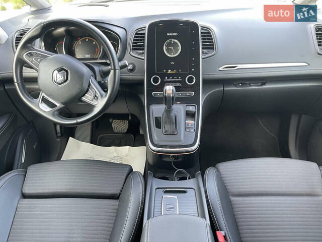 Серый Рено Сценик, объемом двигателя 1.6 л и пробегом 214 тыс. км за 14900 $, фото 26 на Automoto.ua