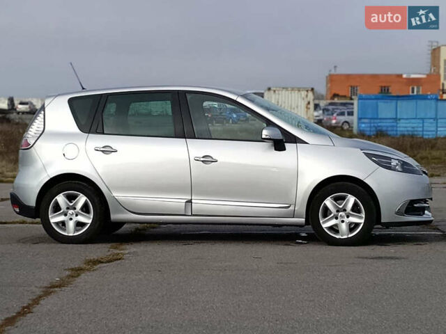 Сірий Рено Сценік, об'ємом двигуна 1.5 л та пробігом 196 тис. км за 9999 $, фото 6 на Automoto.ua