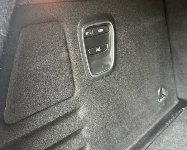 Серый Рено Сценик, объемом двигателя 1.6 л и пробегом 156 тыс. км за 14500 $, фото 80 на Automoto.ua