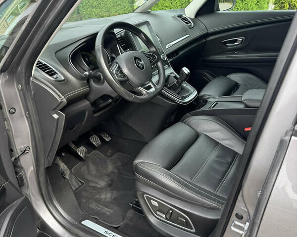 Сірий Рено Сценік, об'ємом двигуна 1.6 л та пробігом 156 тис. км за 14400 $, фото 33 на Automoto.ua