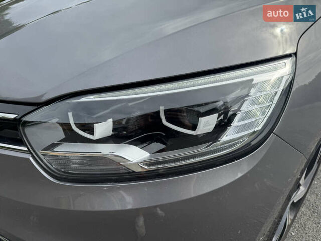 Сірий Рено Сценік, об'ємом двигуна 1.6 л та пробігом 156 тис. км за 14400 $, фото 10 на Automoto.ua