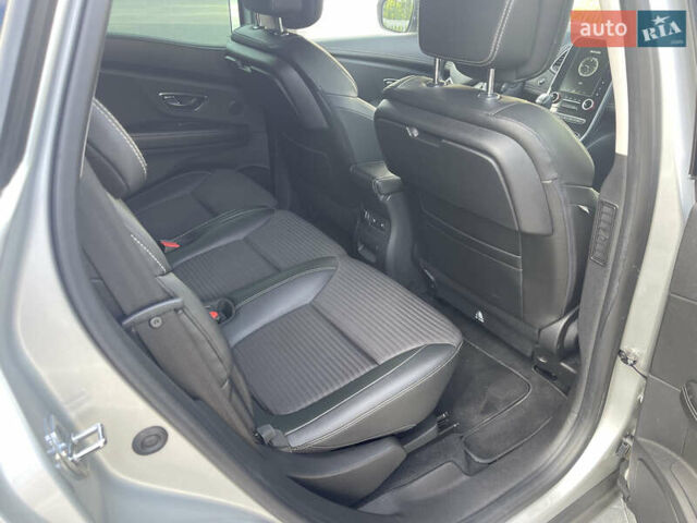 Серый Рено Сценик, объемом двигателя 1.6 л и пробегом 214 тыс. км за 14900 $, фото 24 на Automoto.ua