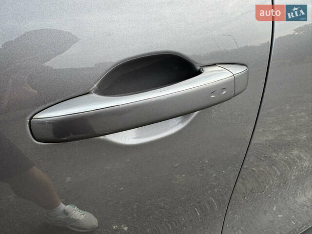 Сірий Рено Сценік, об'ємом двигуна 1.6 л та пробігом 156 тис. км за 14500 $, фото 30 на Automoto.ua