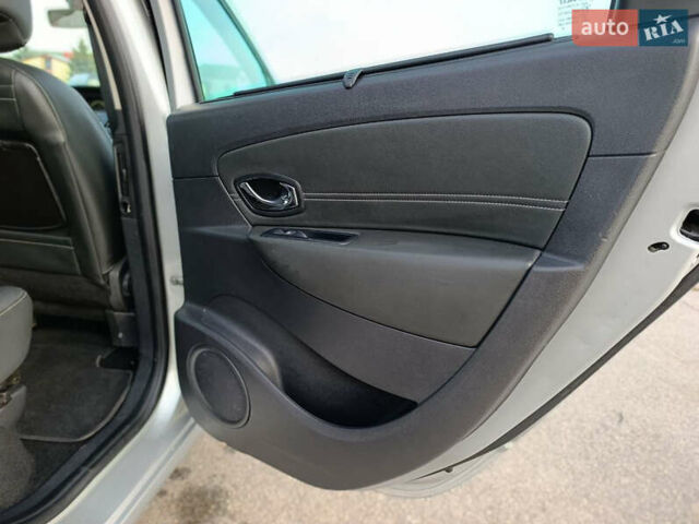 Сірий Рено Сценік, об'ємом двигуна 1.5 л та пробігом 196 тис. км за 9999 $, фото 23 на Automoto.ua