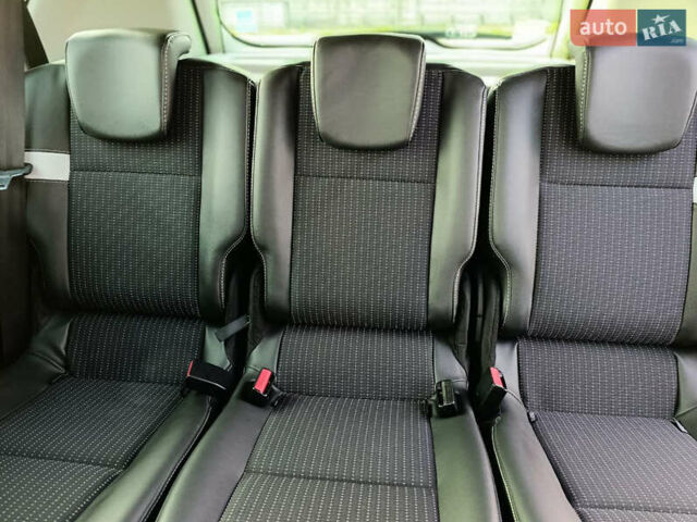 Сірий Рено Сценік, об'ємом двигуна 1.5 л та пробігом 196 тис. км за 9999 $, фото 19 на Automoto.ua
