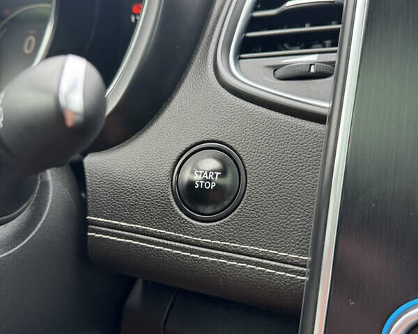 Серый Рено Сценик, объемом двигателя 1.6 л и пробегом 156 тыс. км за 14500 $, фото 74 на Automoto.ua