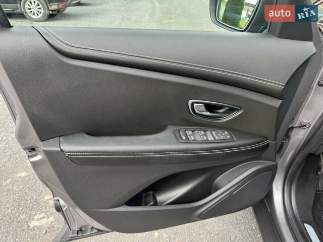 Серый Рено Сценик, объемом двигателя 1.6 л и пробегом 156 тыс. км за 14400 $, фото 32 на Automoto.ua